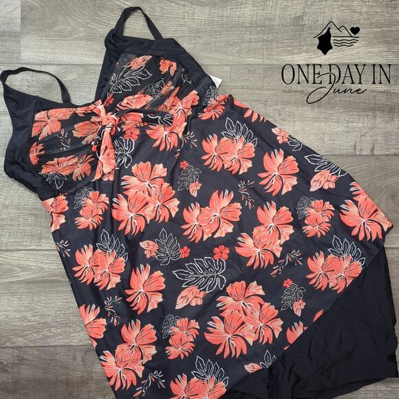 Hanna Nikole Plus Size Boyshort Tankini Swimsuit Size 24W - Picture 2 of 5